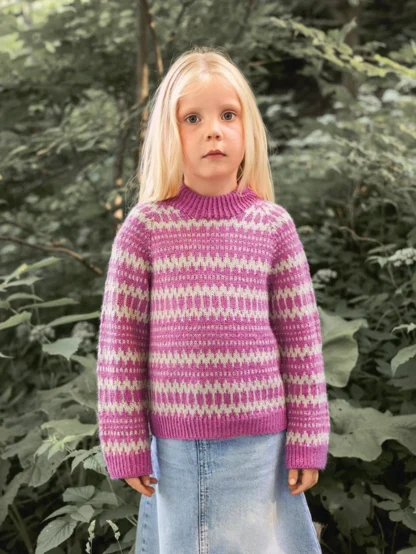 Sandnes Garn 2411-04a en 04b Kleiva Children sweater - Heleen Design